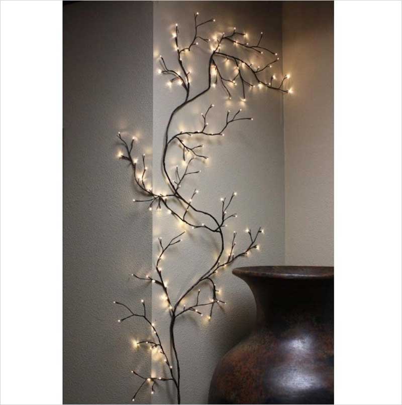 Lighted-Willow-Vine