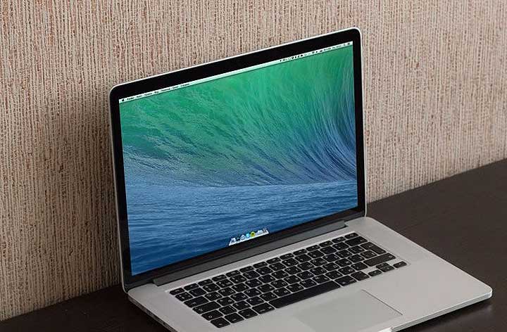 MacBook-Pro-Retina-15-Free-Mockup-Templates-by-Max-Linderman